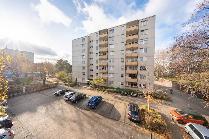 2-Zimmer-Wohnung mit Balkon - WBS 100-140 erforderlich — photo 1